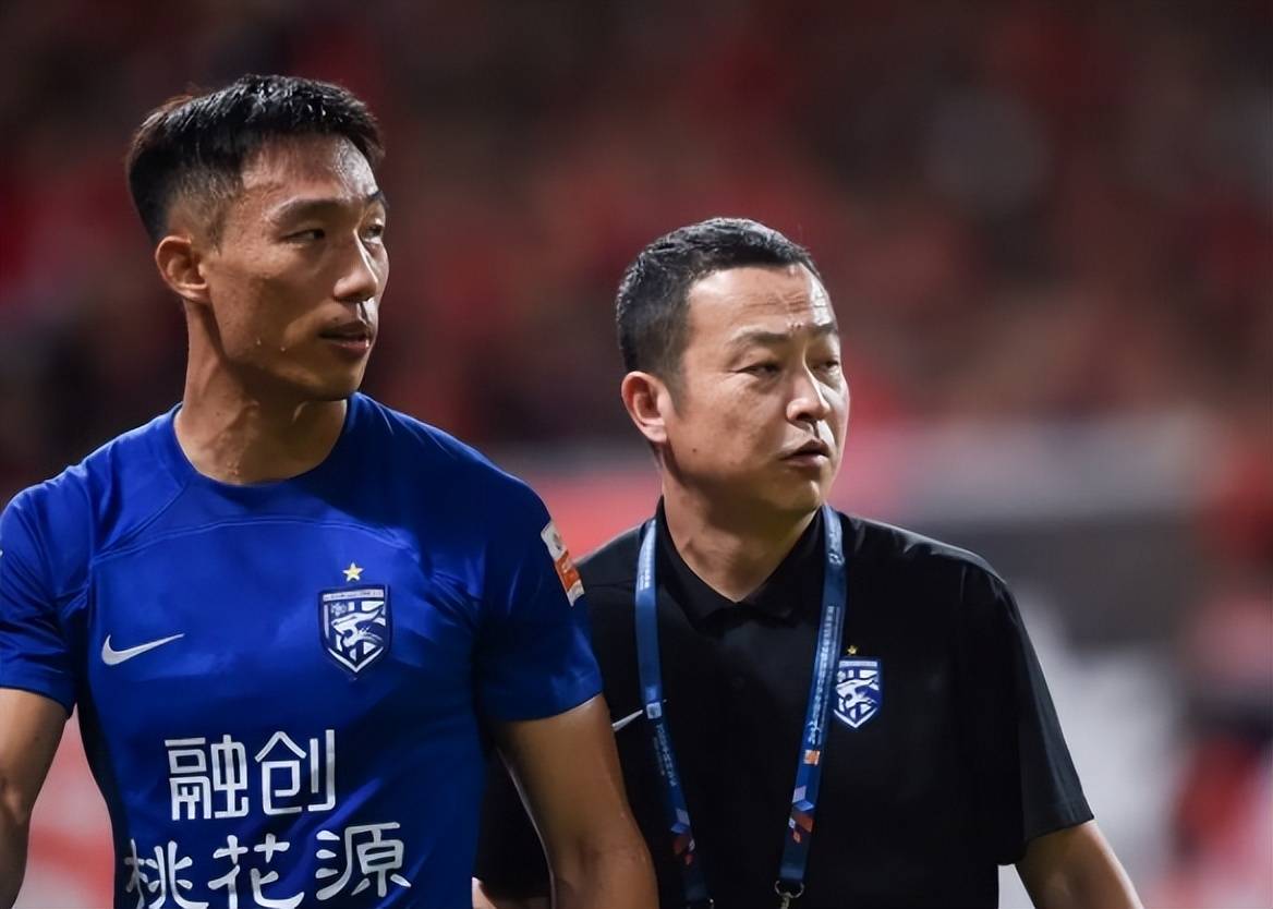 世预赛转会期走向成谜；武汉三镇临场应变；令人意外；细节决定成败(案件大师游戏攻略完整版)