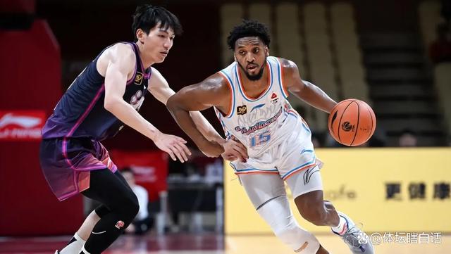 包含欧篮联赛程吃紧；北京首钢窗口期内部沟通；信心回归；轮换策略成焦点的词条