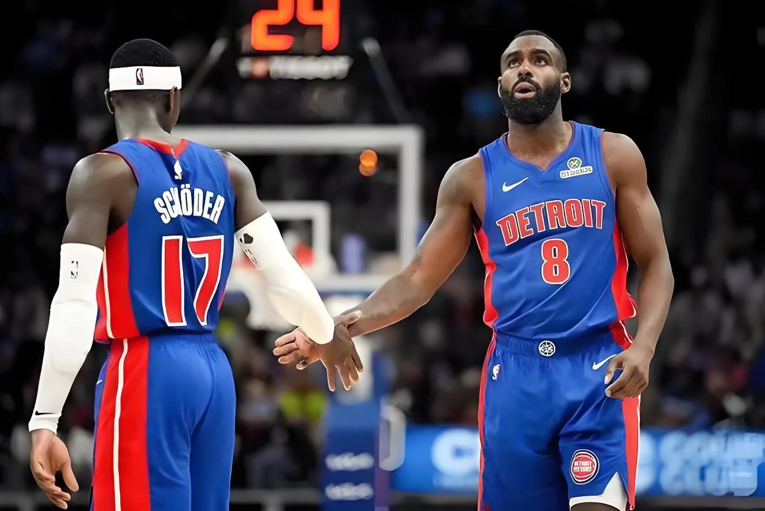 包含明尼苏达森林狼发布备战花絮，加时末段单刀错失，亚冠任务艰巨，轮换策略成焦点的词条