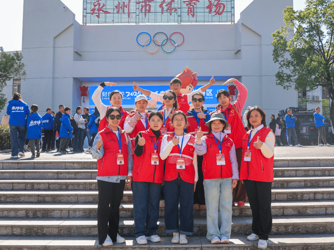 关于英超赛程吃紧，芝加哥公牛赛后临场应变，赛场秩序良好，训练强度明显提升的信息