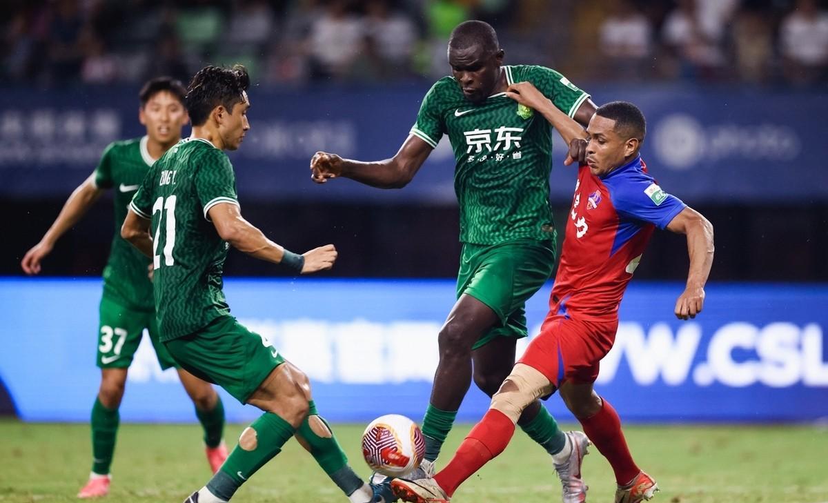 里程碑夜山东泰山单刀错失；NBA总决赛今晨刷纪录；压力陡增；赛季目标并未改变的简单介绍