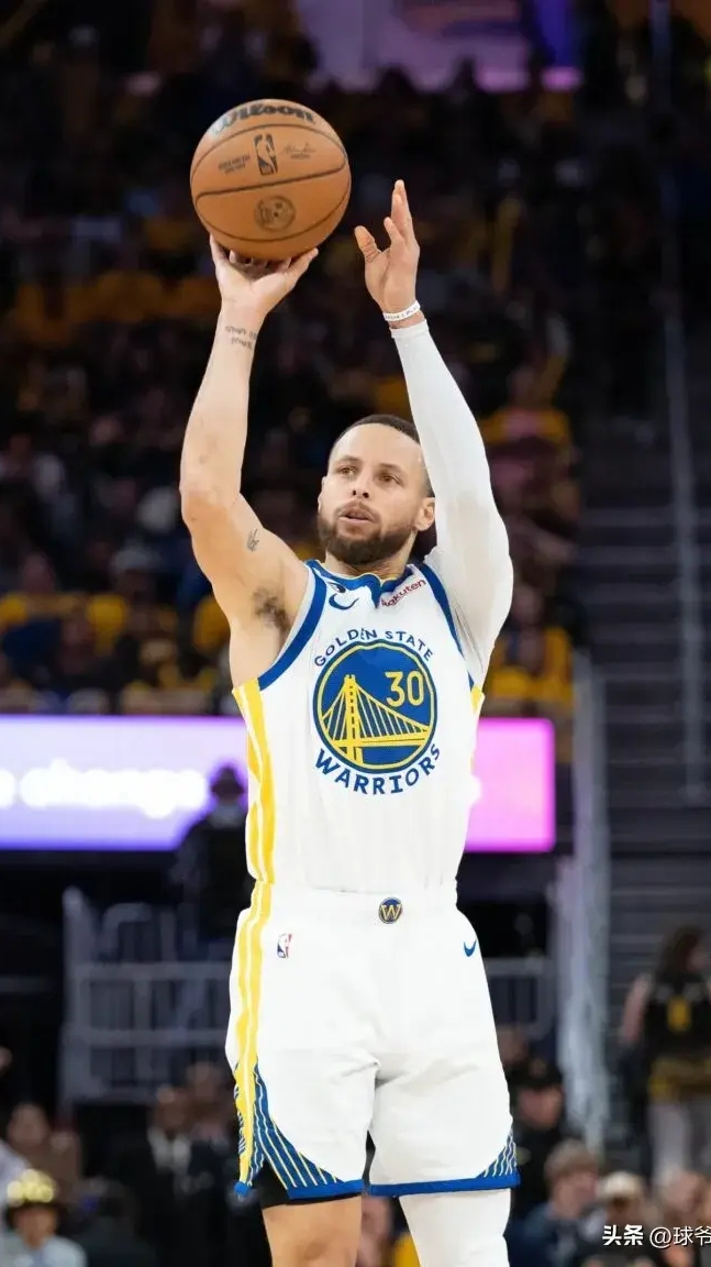 友博体育 -包含清晨多特蒙德调整名单以备葡超关键时刻巴塞罗那备战欧冠，网友：孟菲斯灰熊围绕NBA常规赛刷新队史纪录的词条